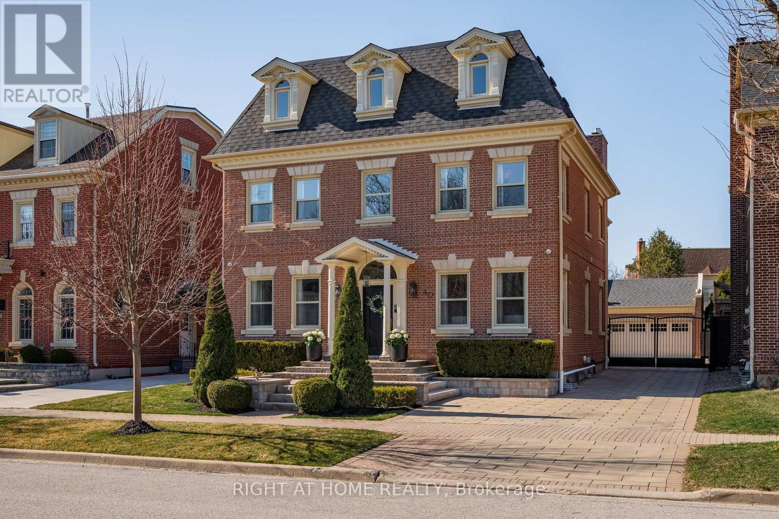 Property at 40 OATLANDS CRESCENT image 1