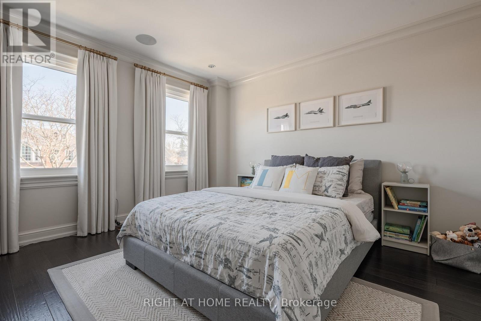 40 Oatlands Crescent, Richmond Hill, Ontario  L4C 9P1 - Photo 21 - N12096988