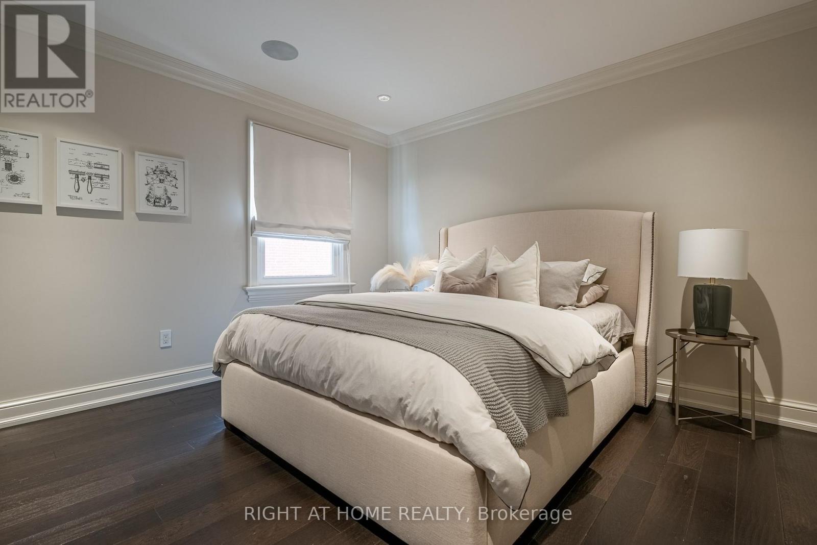 40 Oatlands Crescent, Richmond Hill, Ontario  L4C 9P1 - Photo 22 - N12096988