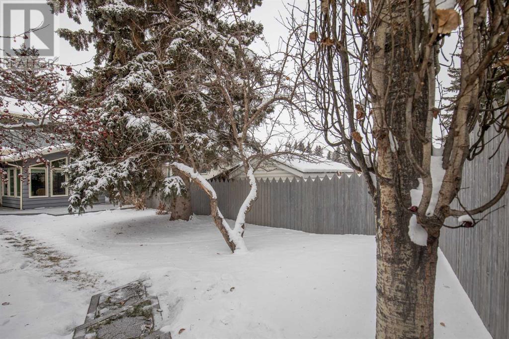 27 Selkirk Boulevard, Red Deer, Alberta  T4N 0G3 - Photo 27 - A2206254