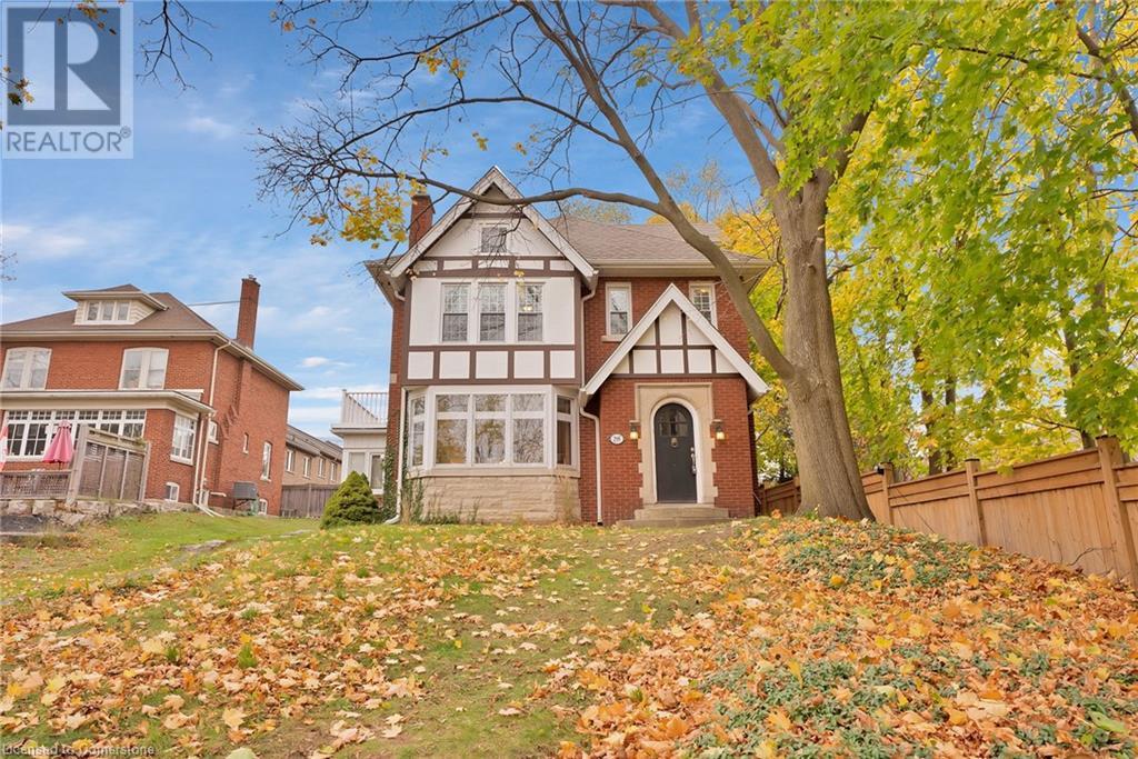 Property at 295 PLAINS Road W image 3