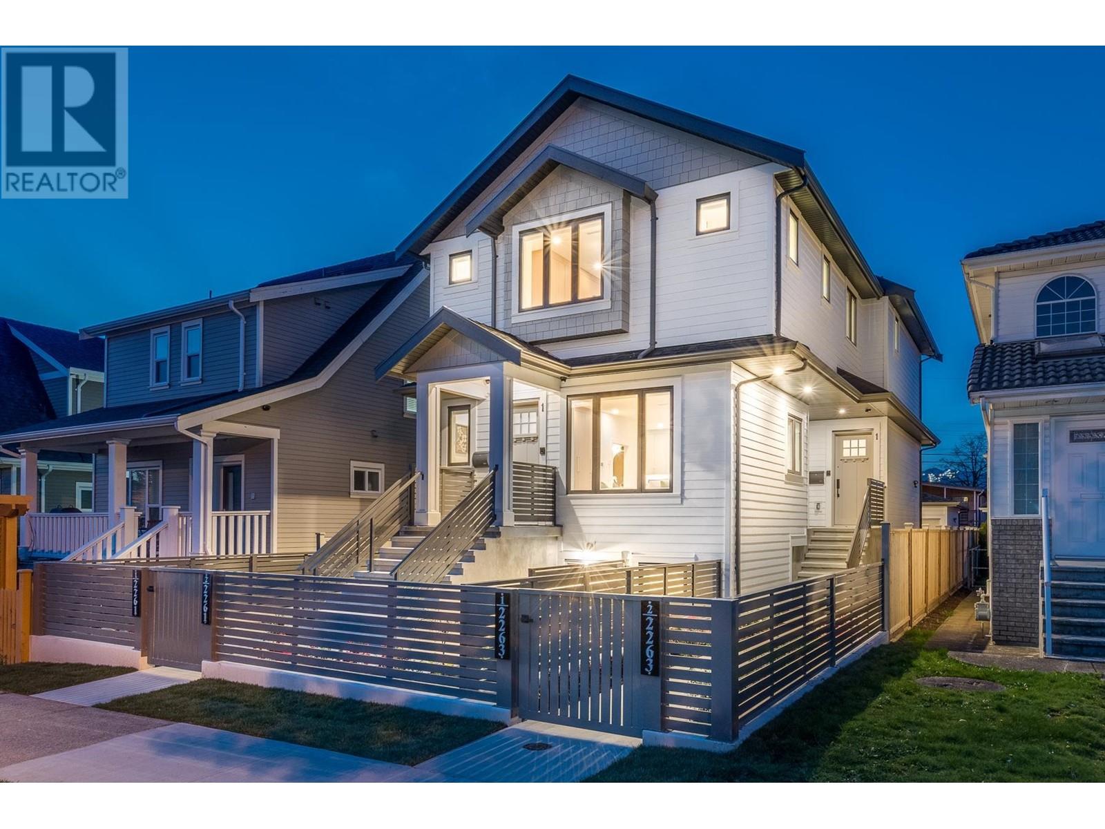 2263 E 35th Avenue, Vancouver, British Columbia  V5P 1C1 - Photo 2 - R2992716