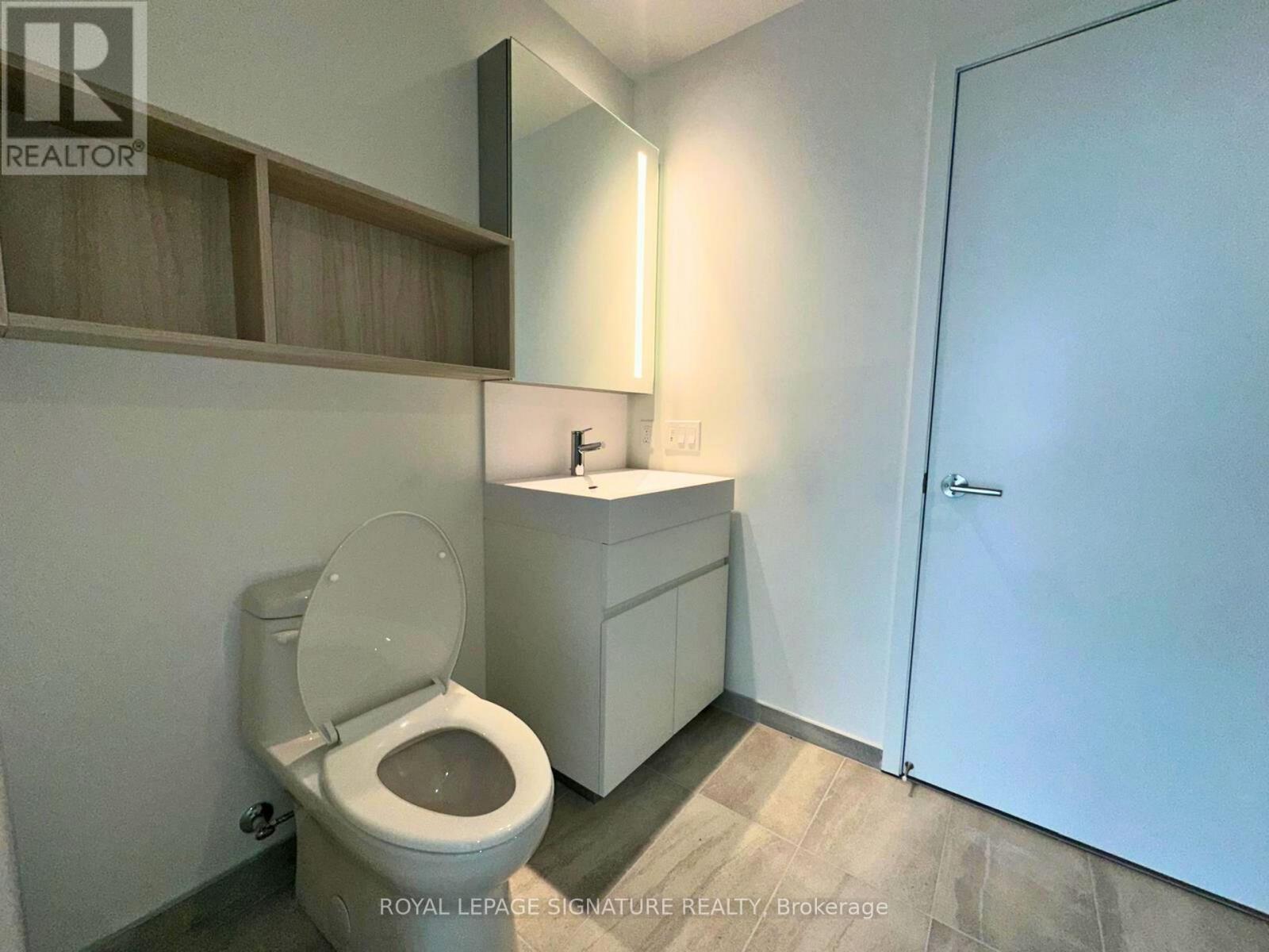 2506 - 39 Mary Street, Barrie, Ontario  L4N 1S9 - Photo 10 - S12096792