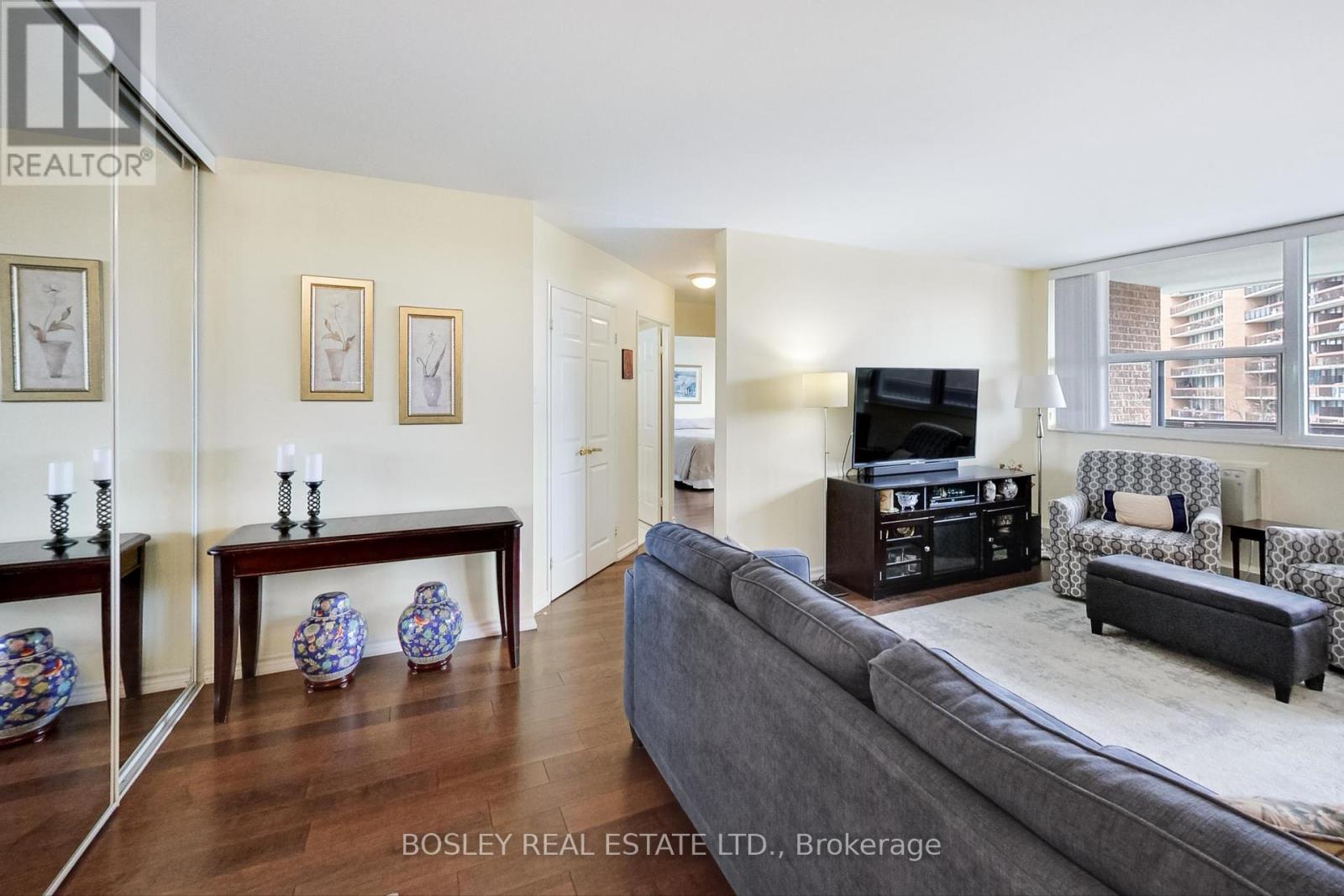 503 - 3501 Glen Erin Drive, Mississauga, Ontario  L5L 2E9 - Photo 8 - W12097019