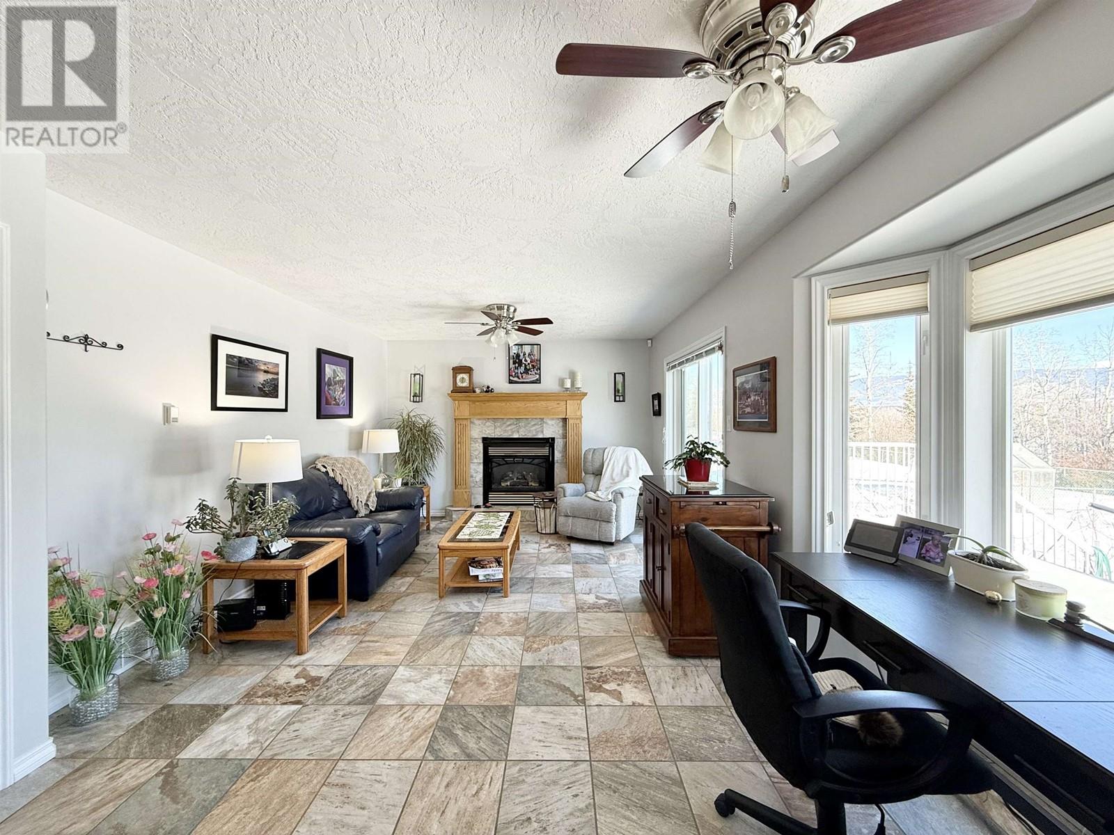 1511 Sunny Point Drive, Smithers, British Columbia  V0J 2N0 - Photo 10 - R2966773