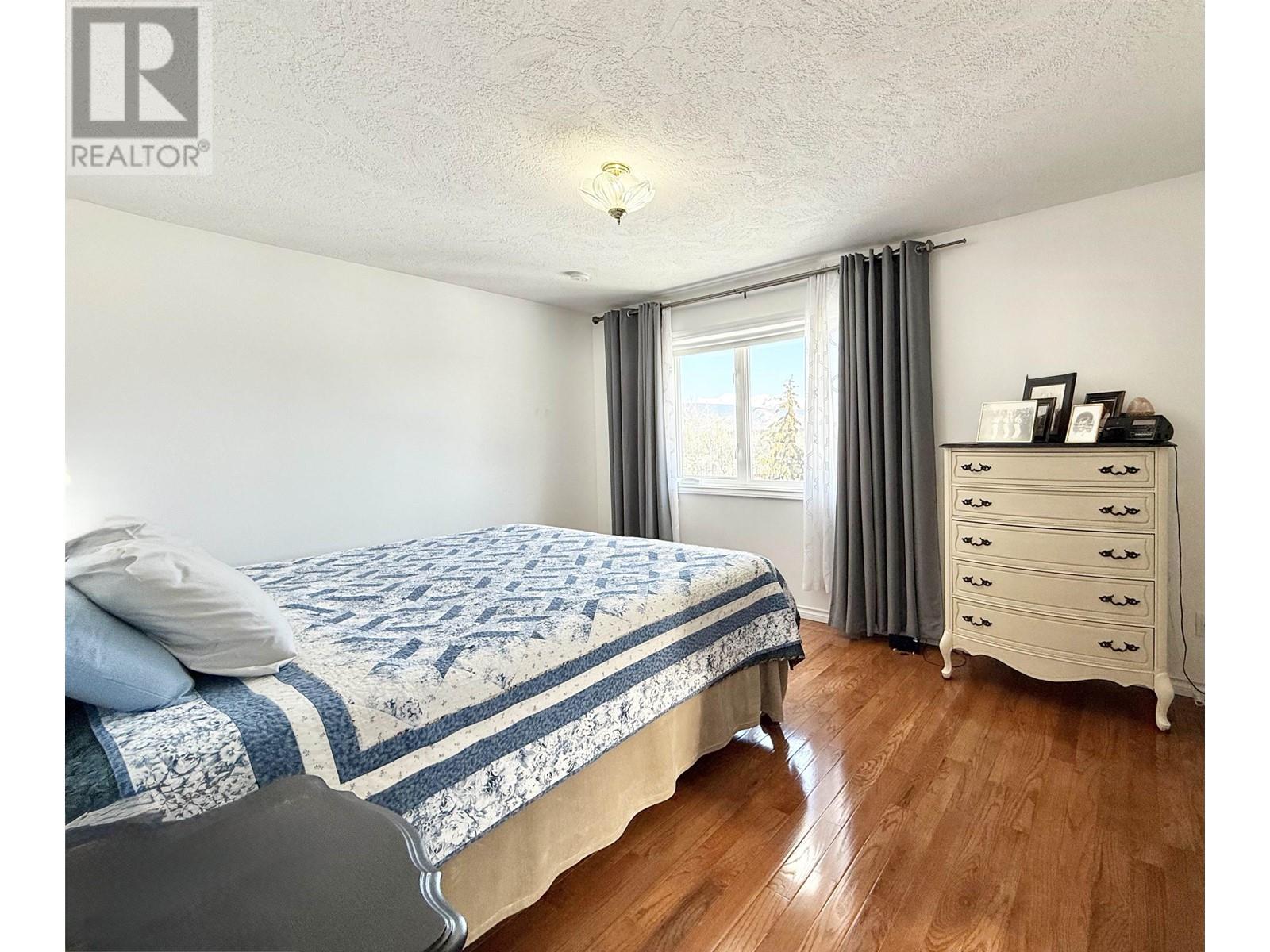 1511 Sunny Point Drive, Smithers, British Columbia  V0J 2N0 - Photo 19 - R2966773