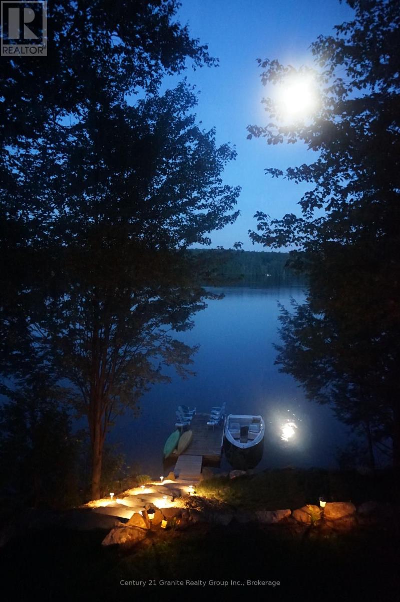 2271 Watts Road, Dysart Et Al, Ontario  K0M 2S0 - Photo 31 - X12023046