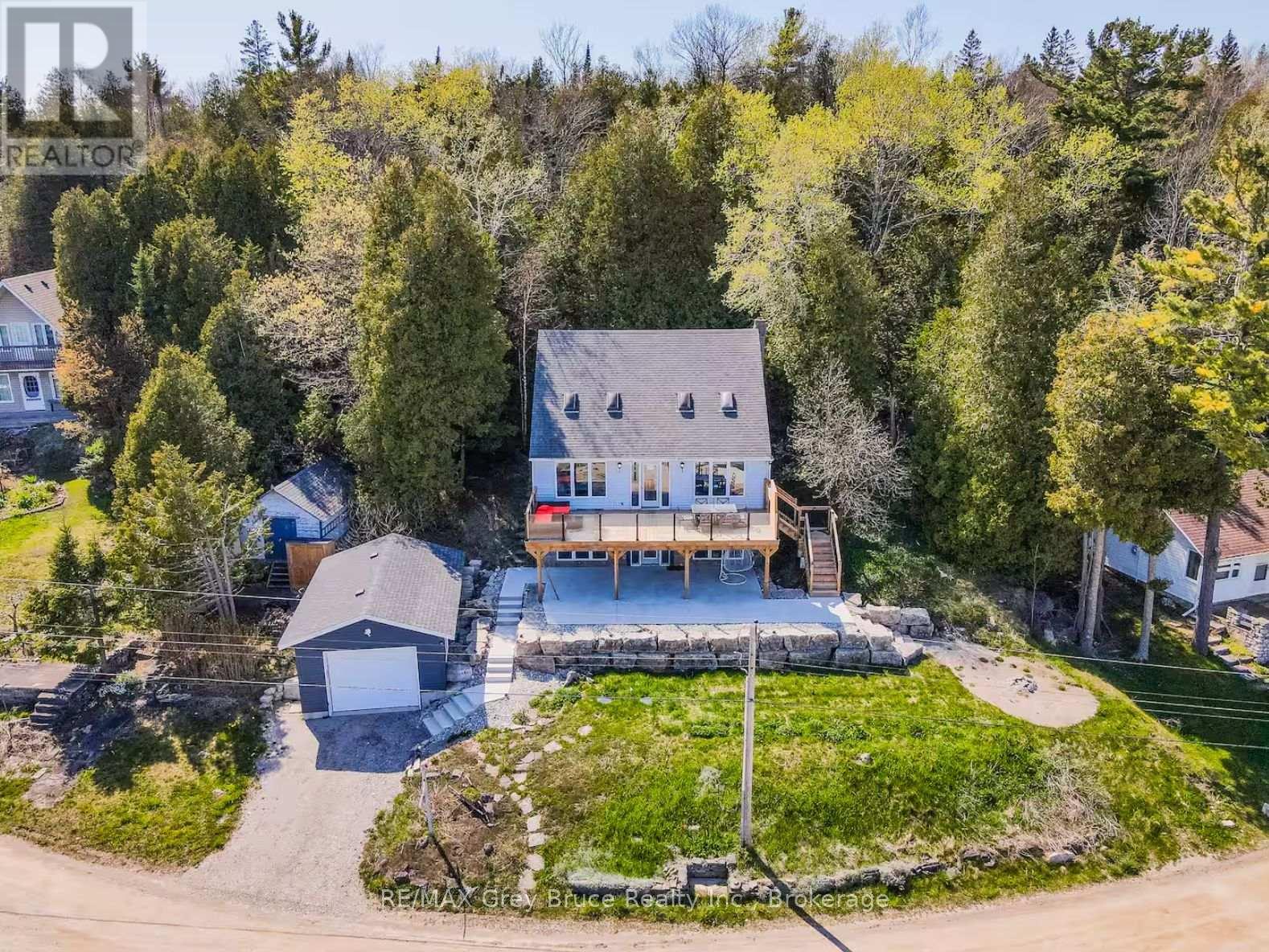 Property at 101 NORTH SHORE ROAD image 3