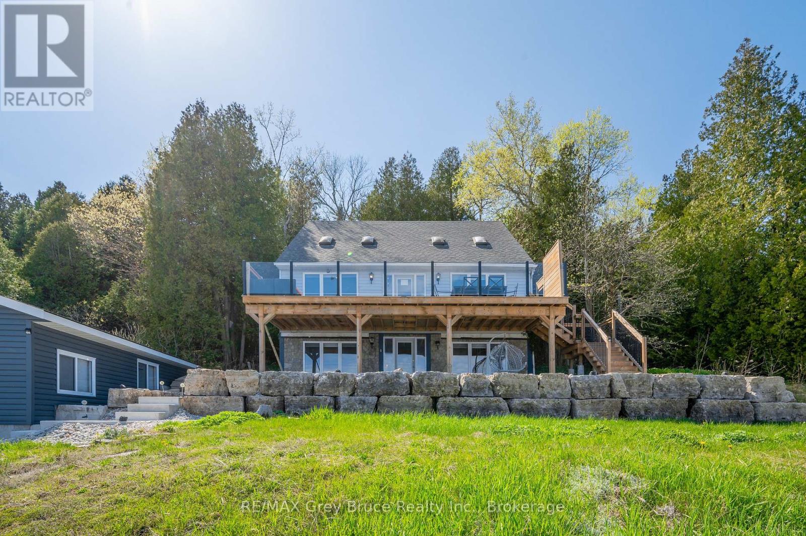 Property at 101 NORTH SHORE ROAD image 5