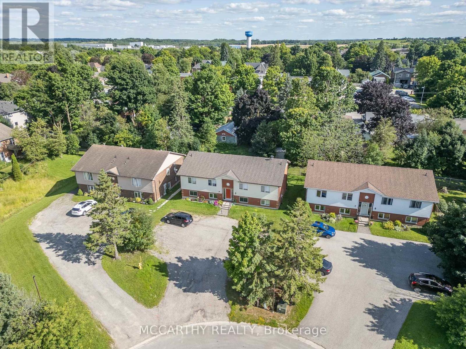 209 Sarah Court, Shelburne, Ontario  L9V 2Z8 - Photo 5 - X12097009