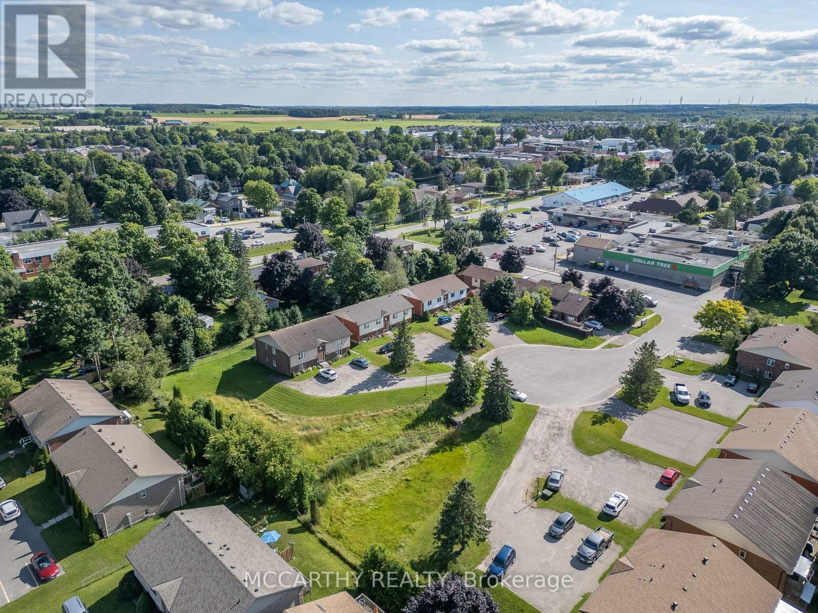 209 Sarah Court, Shelburne, Ontario  L9V 2Z8 - Photo 6 - X12097009