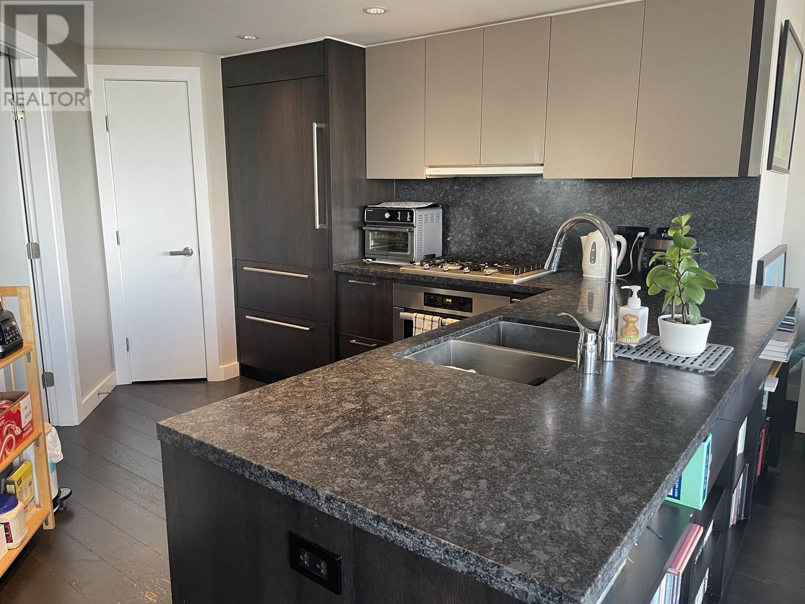 1201 1372 Seymour Street, Vancouver, British Columbia  V6B 0L1 - Photo 6 - R2989405