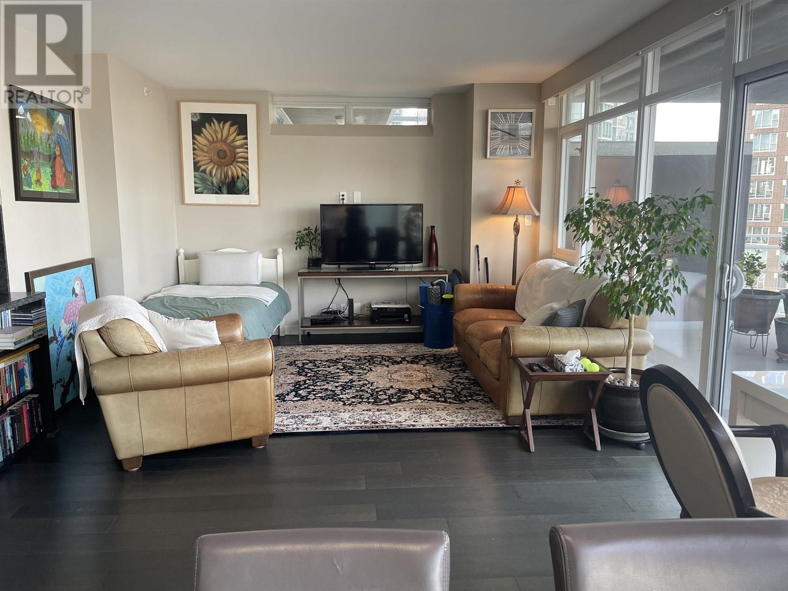 1201 1372 Seymour Street, Vancouver, British Columbia  V6B 0L1 - Photo 2 - R2989405