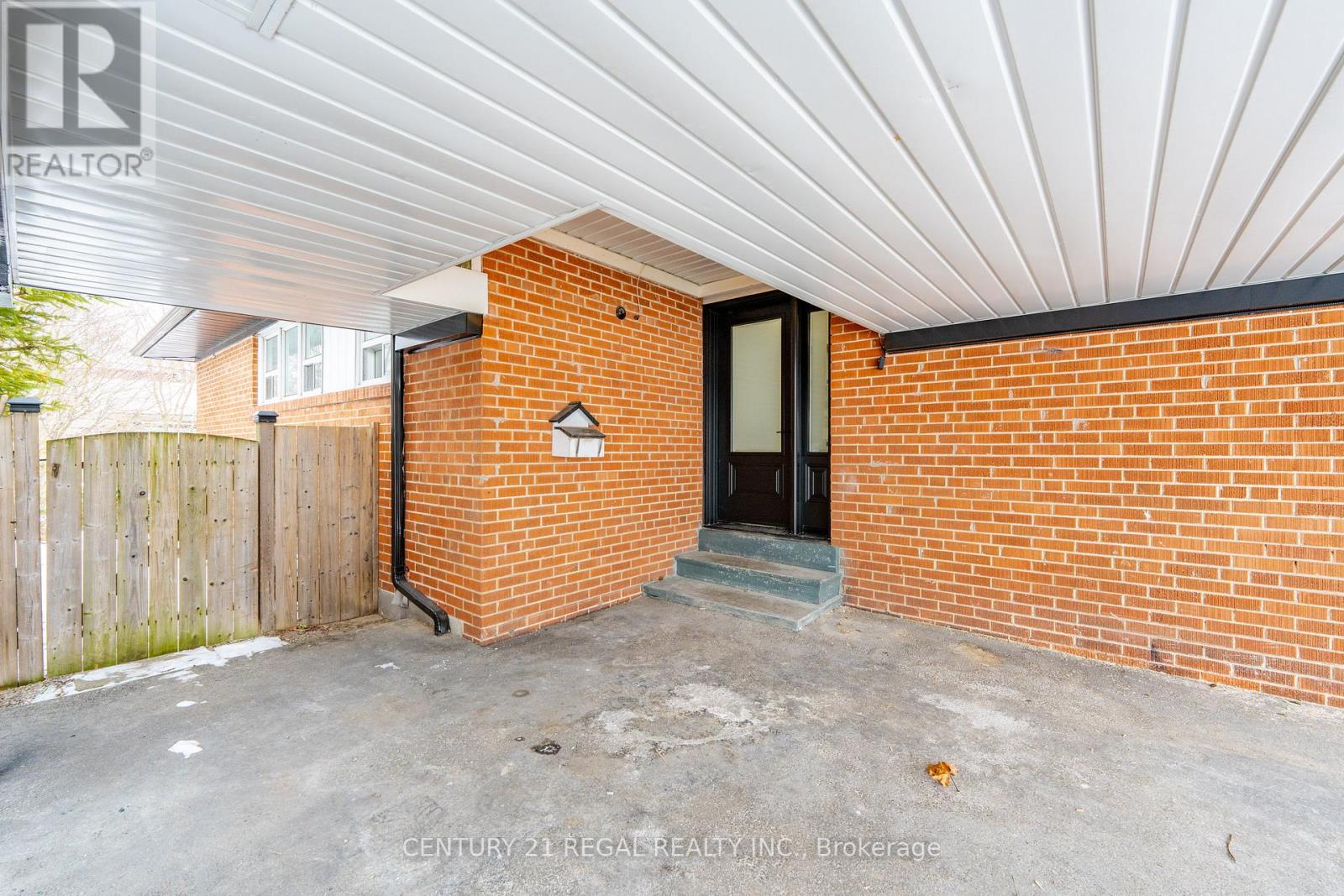 Property at 65 MOOREGATE AVENUE image 5