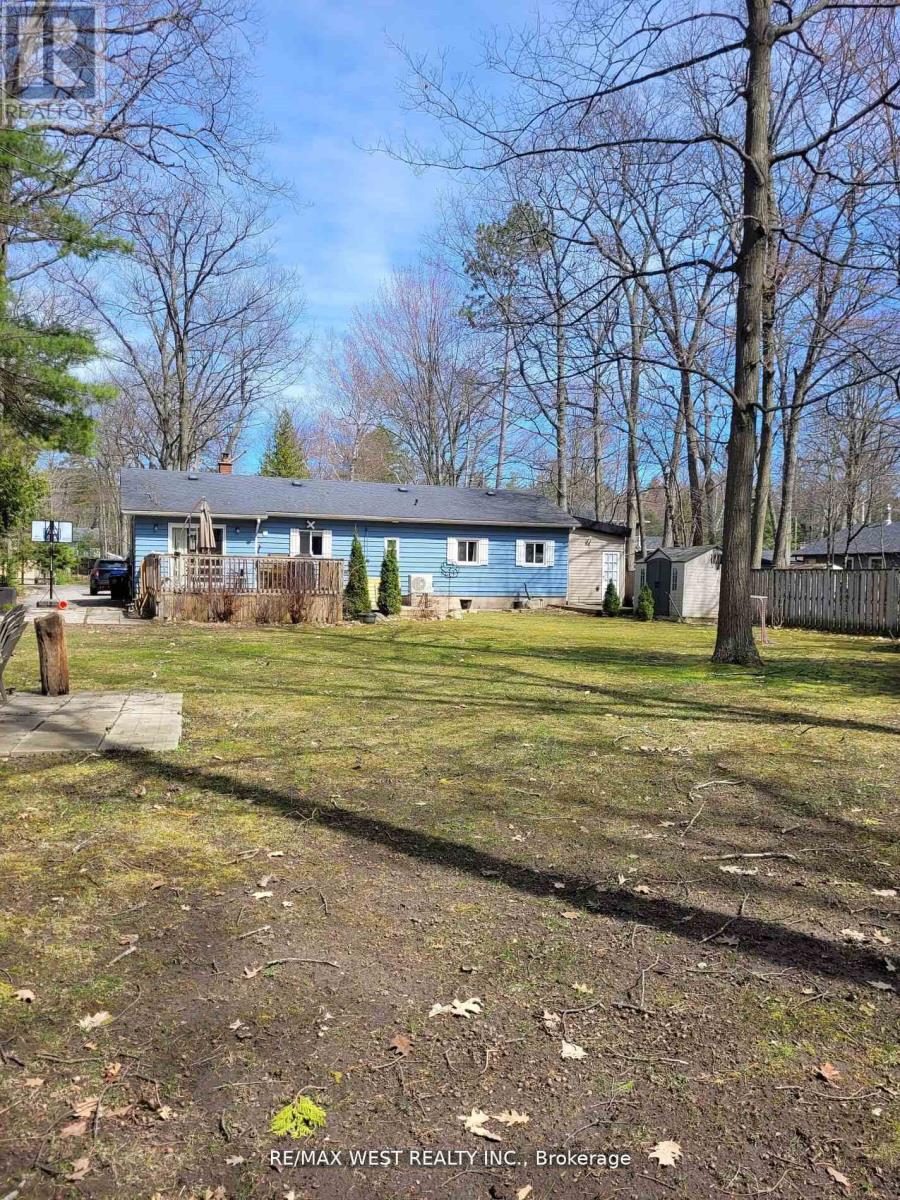 16 Fredrick Avenue, Tiny, Ontario  L0L 1P0 - Photo 15 - S12097046