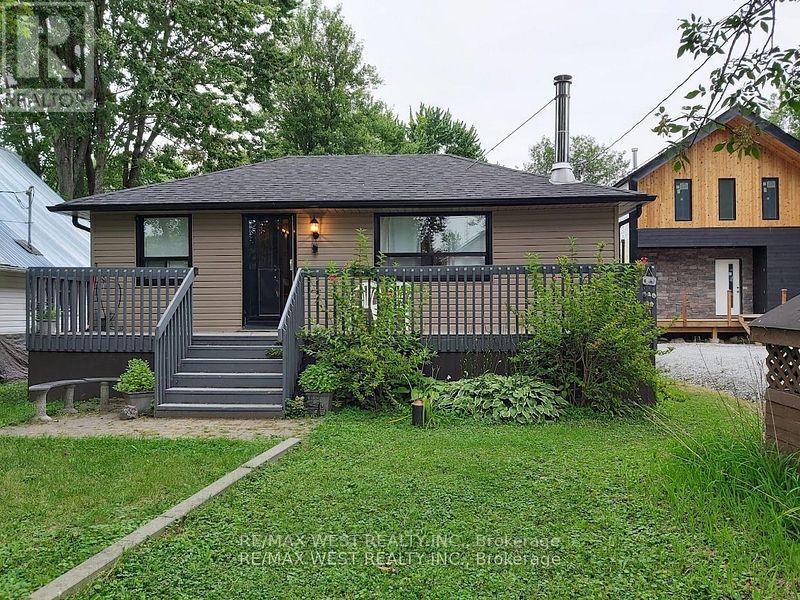 Property at 2763 MAPLE TRAIL image 1