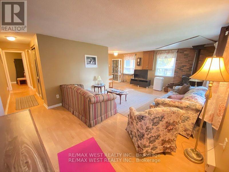 2763 Maple Trail, Ramara, Ontario  L0K 1B0 - Photo 11 - S12097126