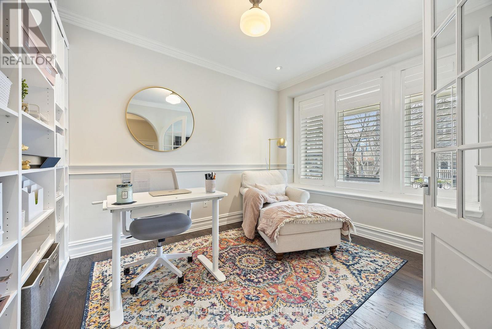 Property at 401 COOMBS COURT image 5