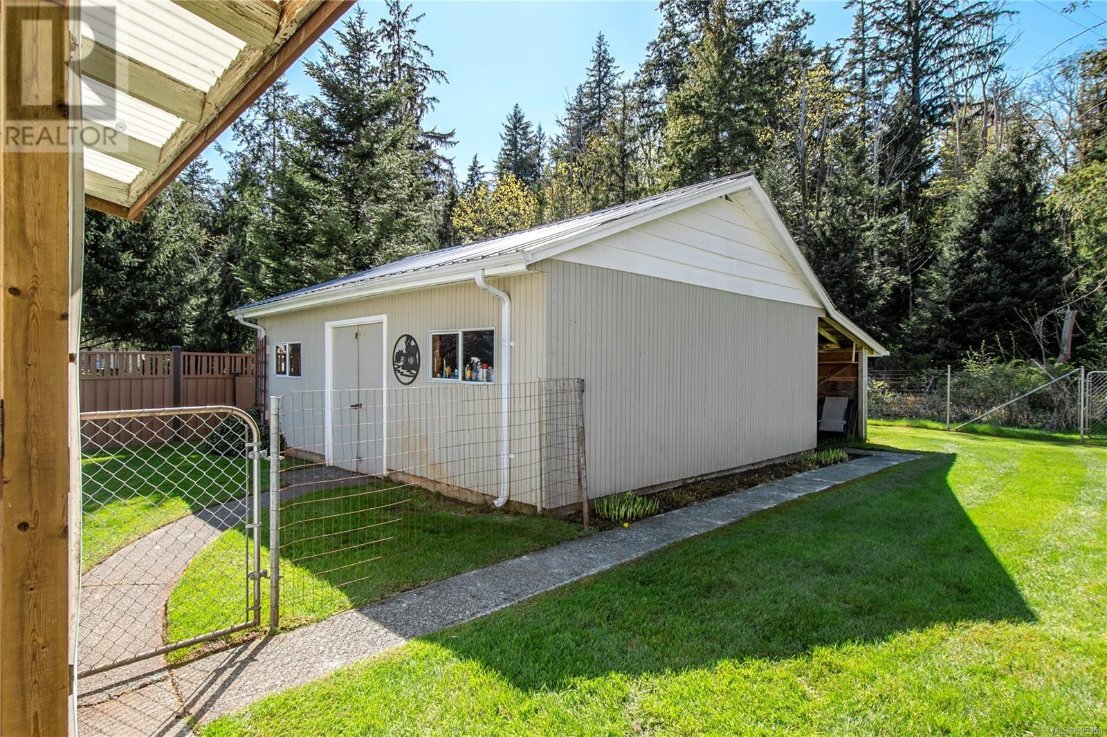 2492 Dolly Varden Rd, Campbell River, British Columbia  V9W 4W6 - Photo 40 - 995358