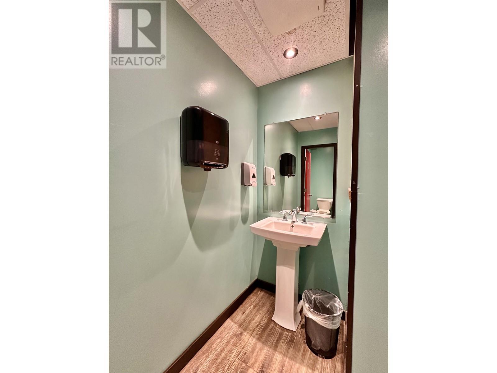 1160 5th Avenue, Valemount, British Columbia  V0E 2Z0 - Photo 16 - C8068449