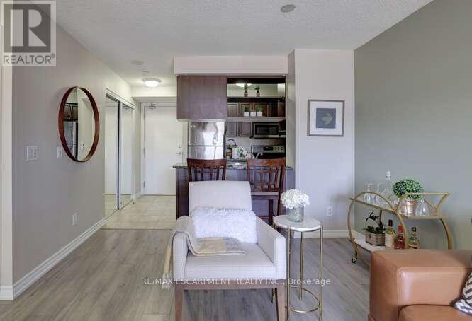 202 - 2391 Central Park Drive, Oakville, Ontario  L6H 0E4 - Photo 24 - W12097135