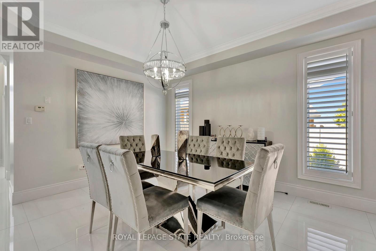 7 Bernini Court, Hamilton, Ontario  L9B 0C7 - Photo 23 - X12097131