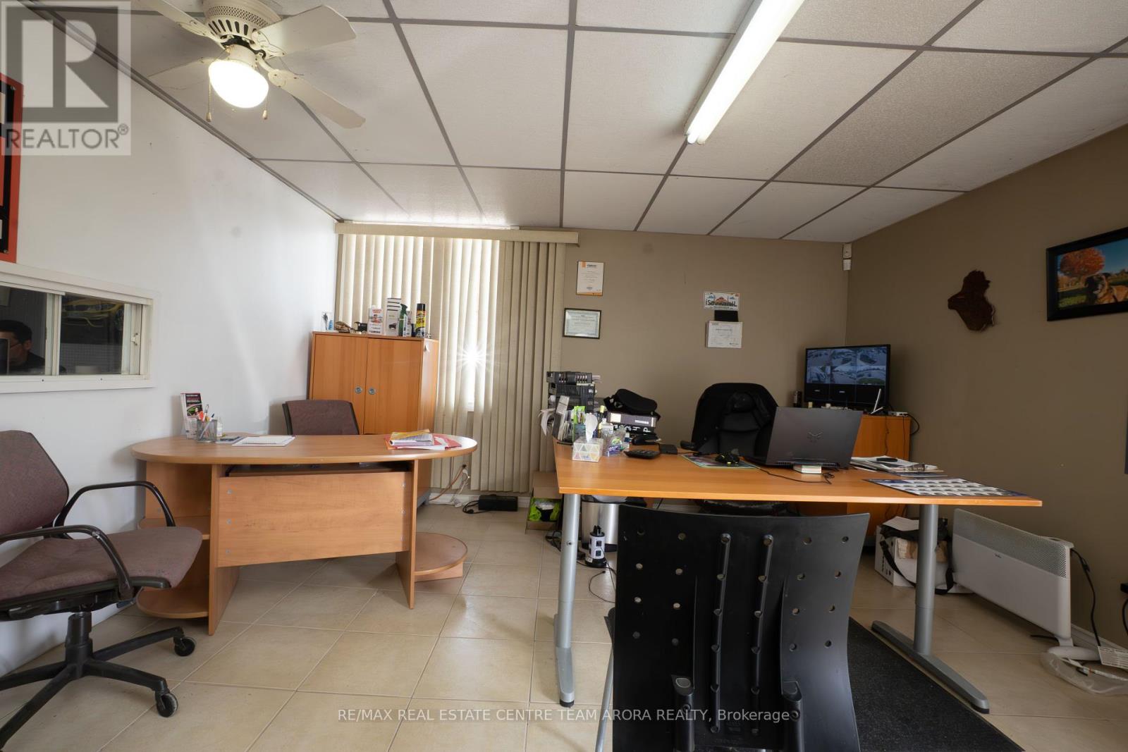 4016 Dundas Street E, Thames Centre, Ontario  N5V 5C6 - Photo 6 - X12097140