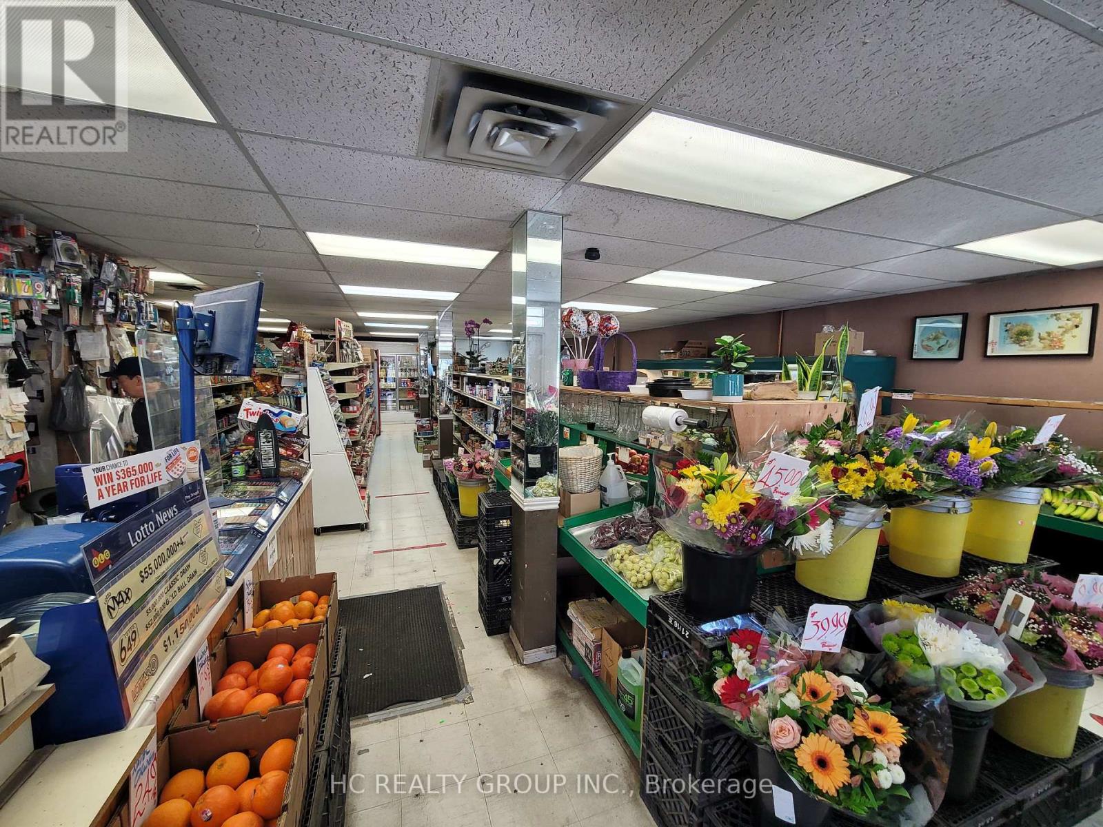 1054 Coxwell Avenue, Toronto, Ontario  M4C 3G5 - Photo 4 - E12092963