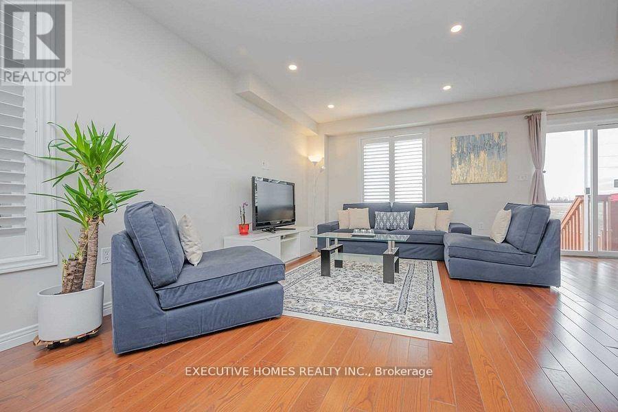 129 Periwinkle Drive, Hamilton, Ontario  L0R 1P0 - Photo 7 - X12097148