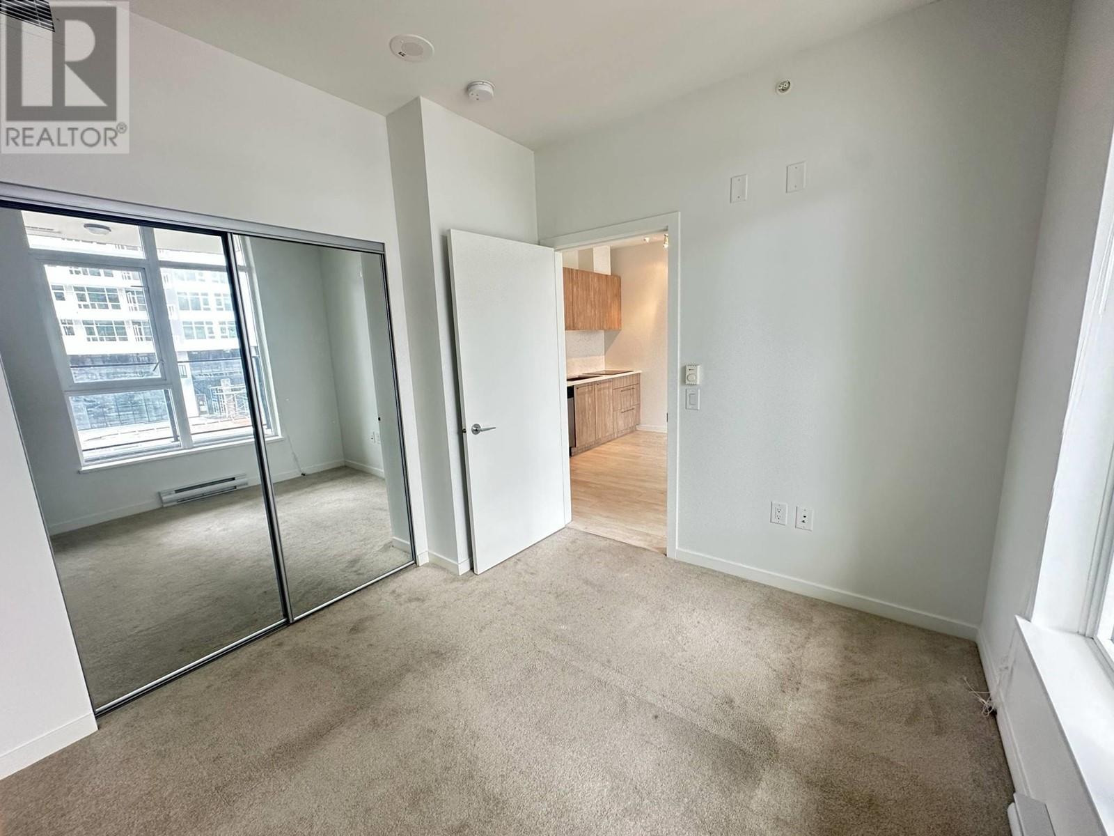 207 691 North Road, Coquitlam, British Columbia  V3J 0H9 - Photo 9 - R2992590