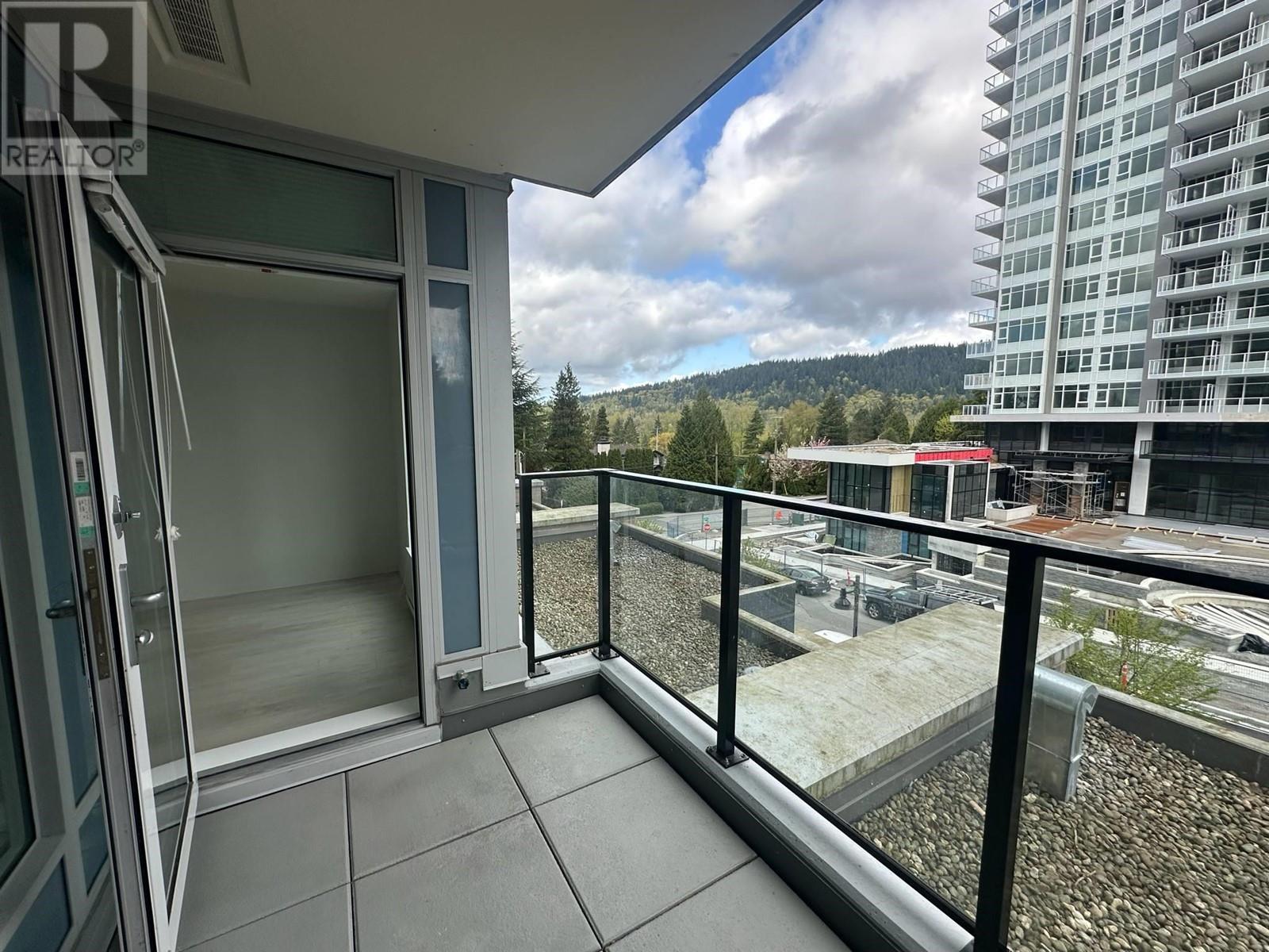 207 691 North Road, Coquitlam, British Columbia  V3J 0H9 - Photo 15 - R2992590