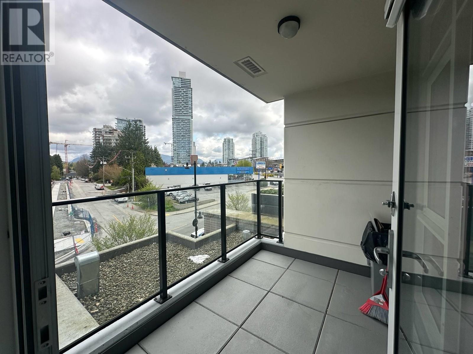 207 691 North Road, Coquitlam, British Columbia  V3J 0H9 - Photo 14 - R2992590