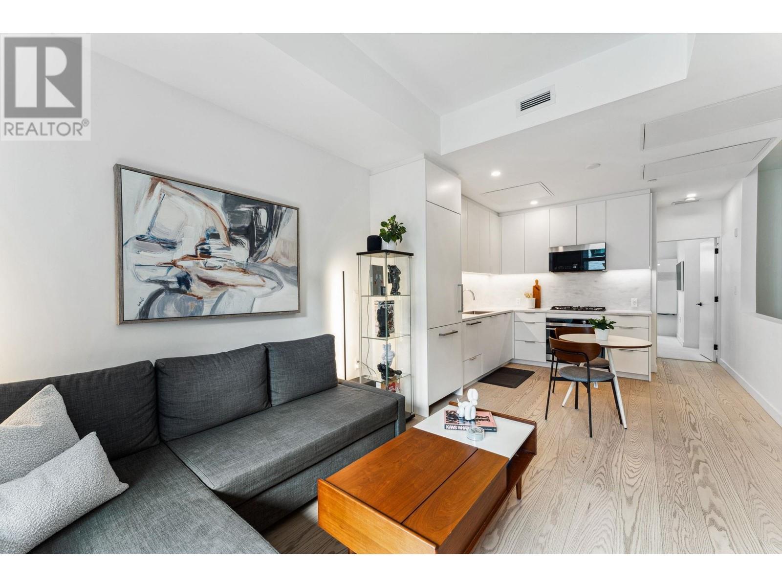 117 650 E 2nd Street, North Vancouver, British Columbia  V7L 1E3 - Photo 2 - R2992795