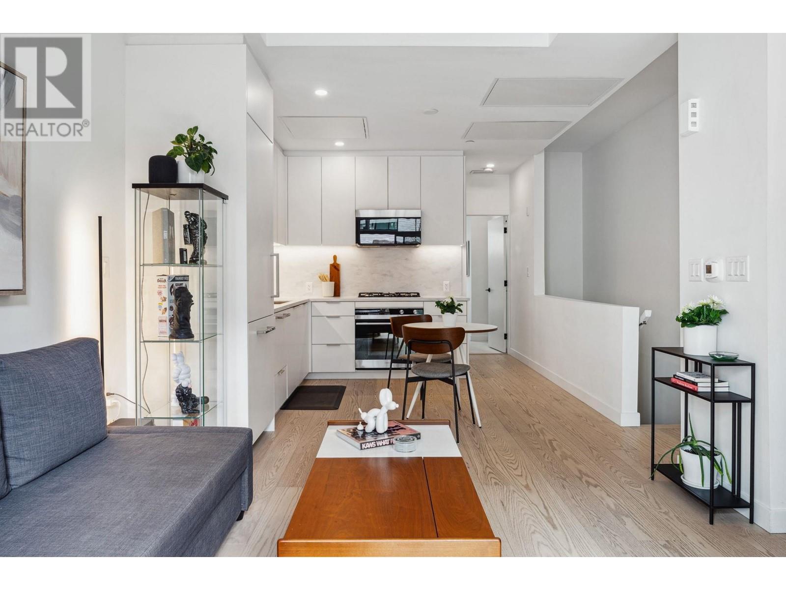 117 650 E 2nd Street, North Vancouver, British Columbia  V7L 1E3 - Photo 3 - R2992795