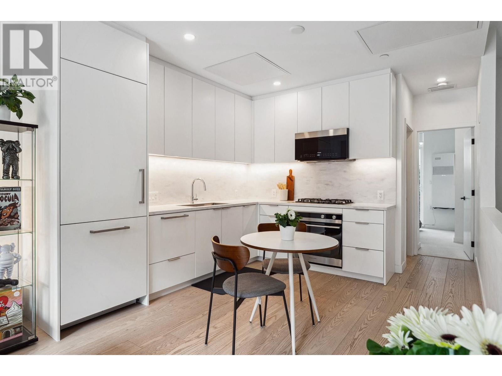 117 650 E 2nd Street, North Vancouver, British Columbia  V7L 1E3 - Photo 4 - R2992795
