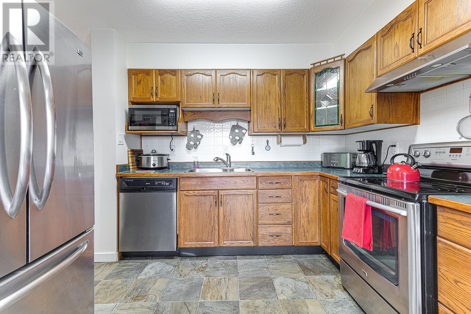1951 Austin Avenue, Coquitlam, British Columbia  V3K 3R5 - Photo 12 - R2992805