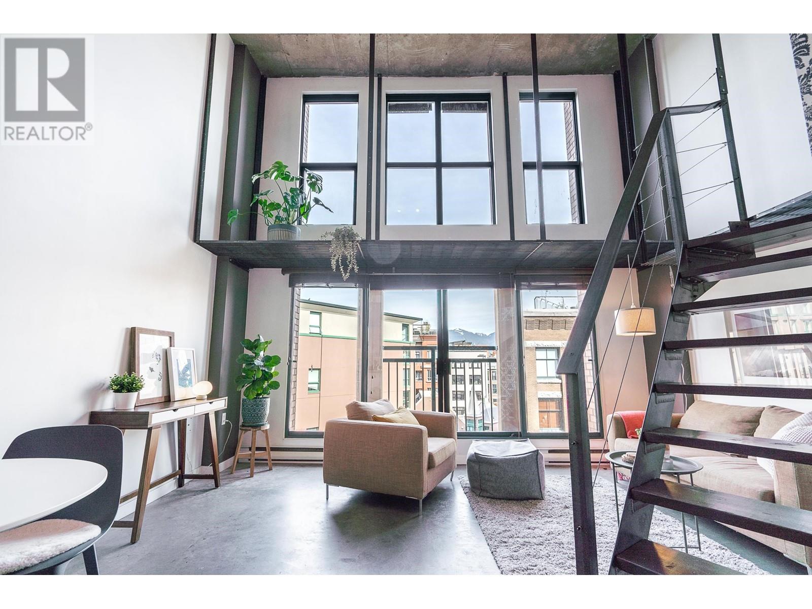 Property at 509 22 E CORDOVA STREET image 3