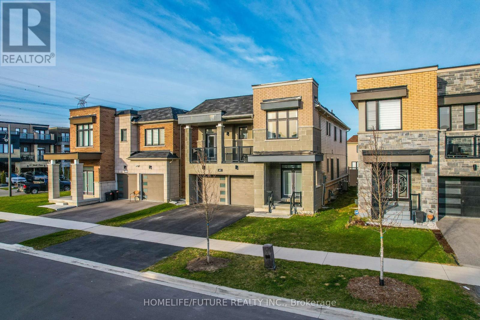 47 Clipper Lane, Clarington, Ontario  L1C 4B1 - Photo 2 - E12096365