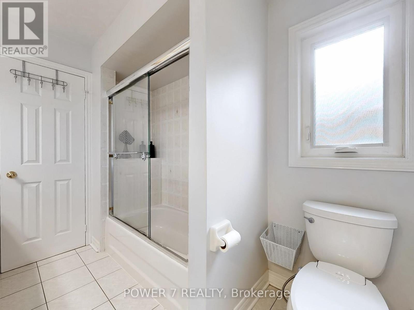 76 Silver Rose Crescent, Markham, Ontario  L6C 1W6 - Photo 26 - N12097194