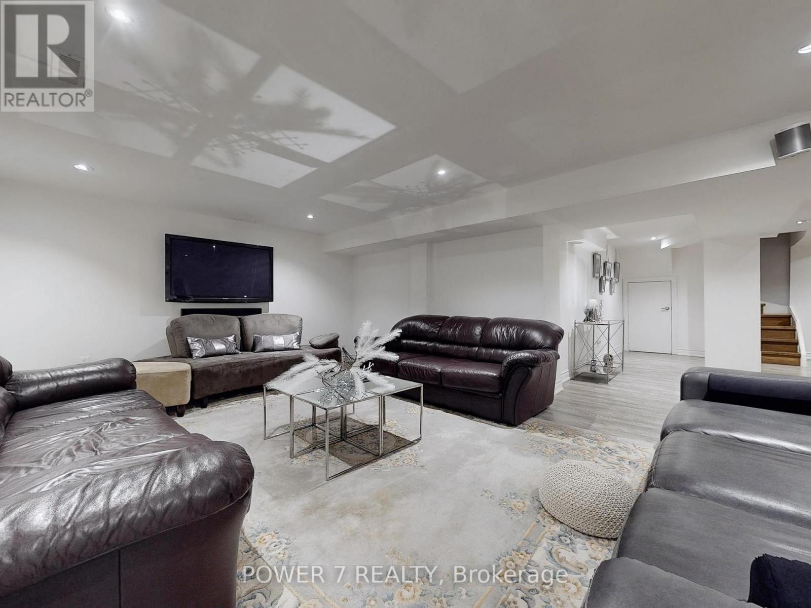 76 Silver Rose Crescent, Markham, Ontario  L6C 1W6 - Photo 37 - N12097194