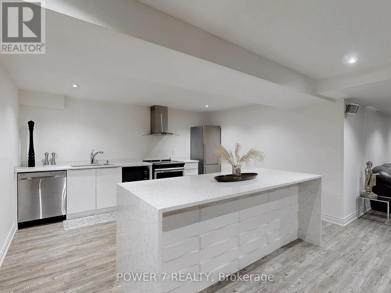 76 Silver Rose Crescent, Markham, Ontario  L6C 1W6 - Photo 40 - N12097194