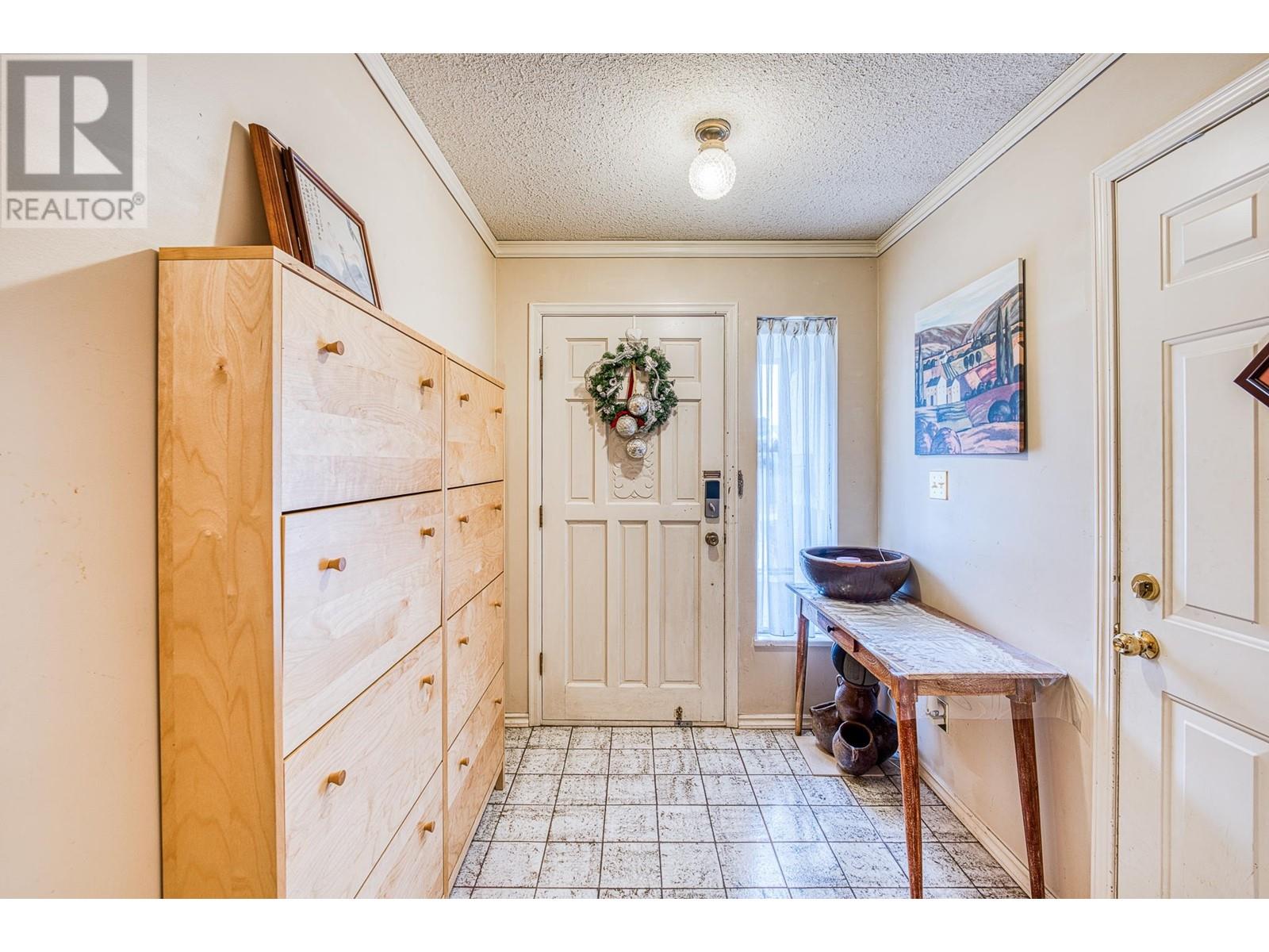 Property at 6471 DAKOTA DRIVE image 4