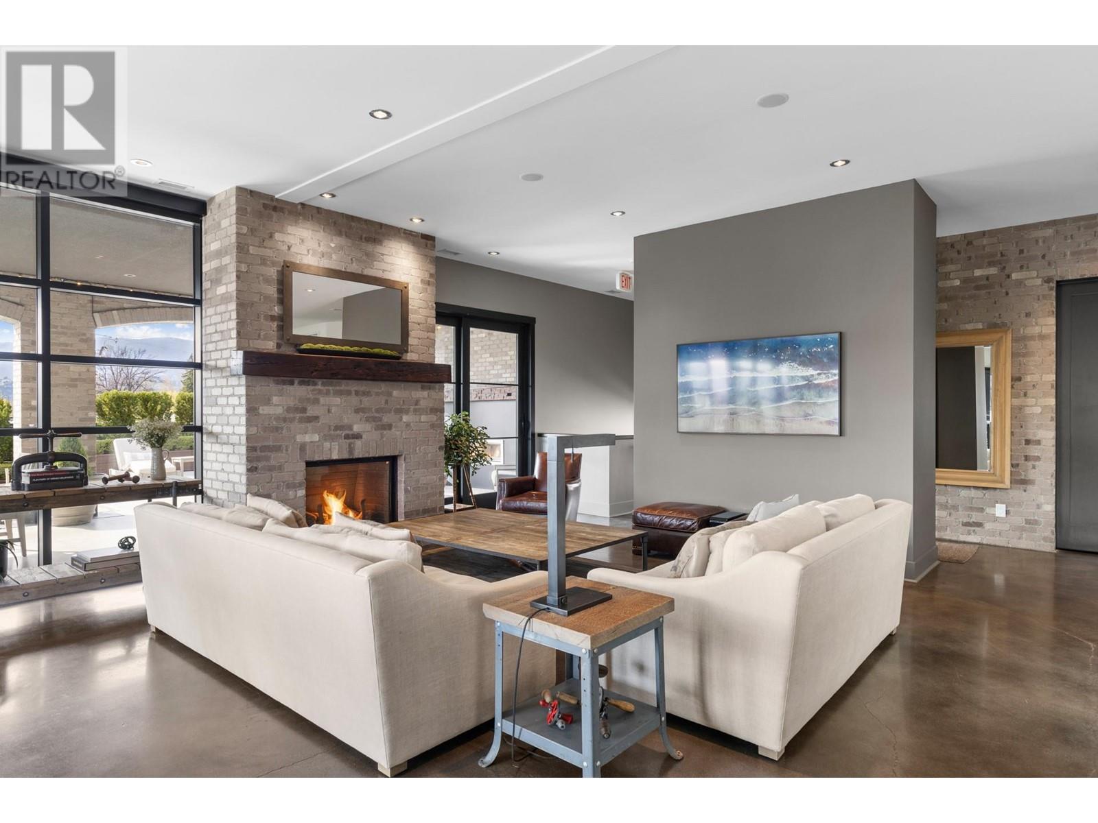 2689 Gore Street, Kelowna, British Columbia  V1Y 5A5 - Photo 5 - 10343940