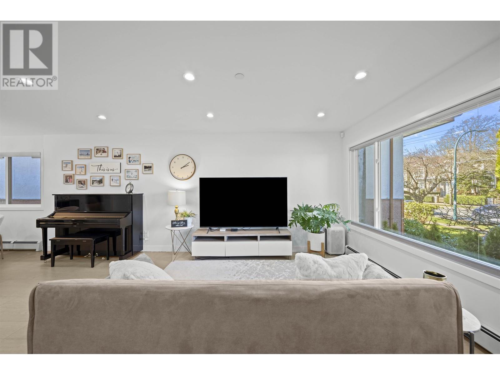 Property at 870 W 59TH AVENUE image 2