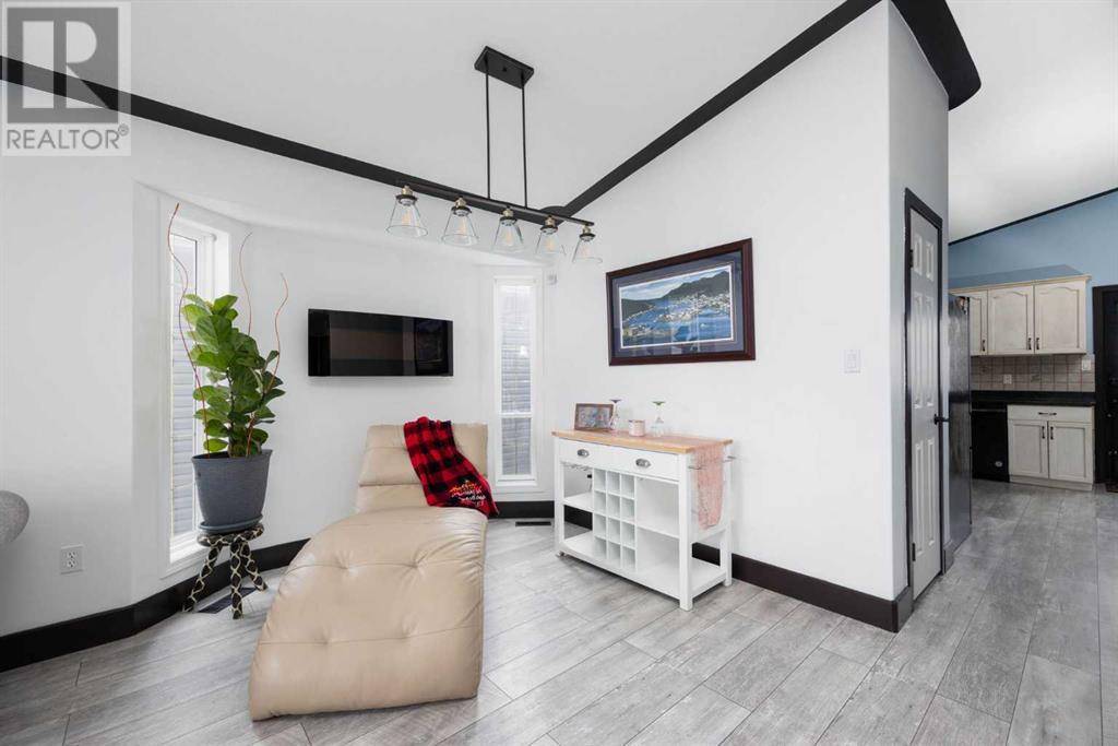 211 Atkinson Lane, Fort Mcmurray, Alberta  T9J 1E8 - Photo 7 - A2213196