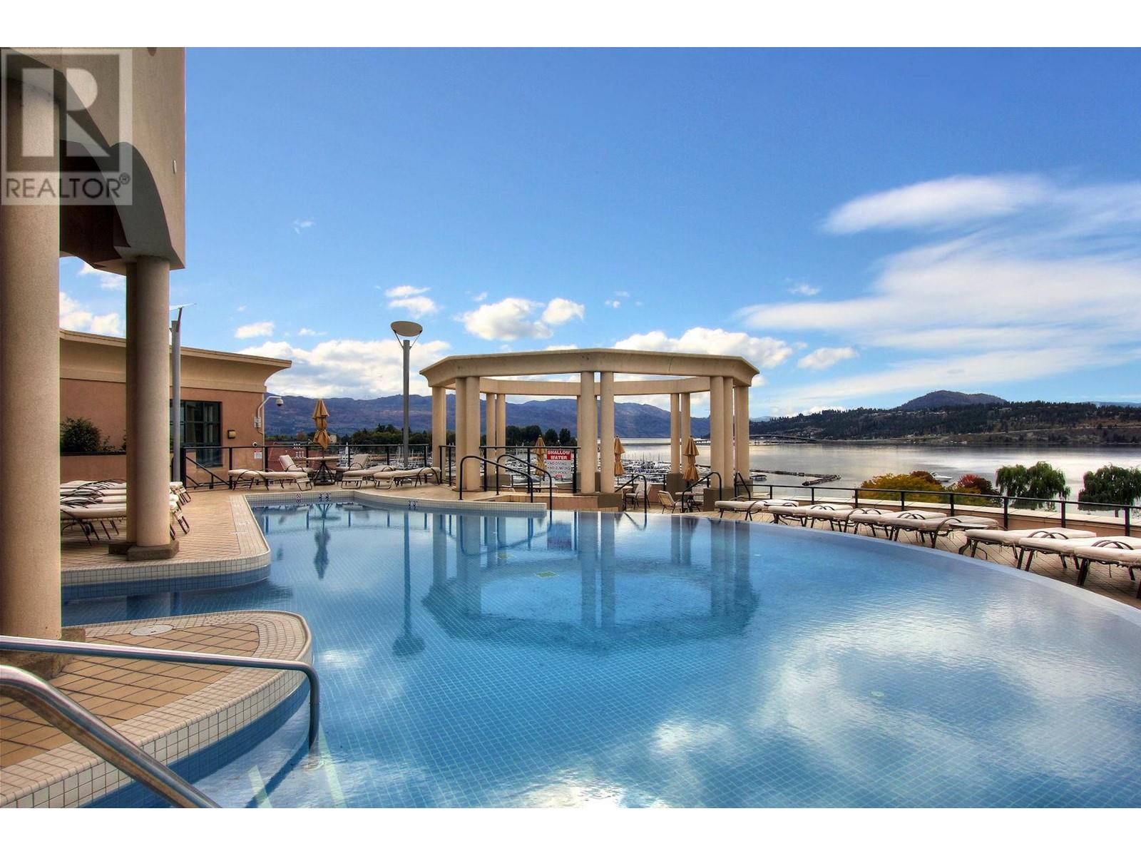 1288 Water Street Unit# 360, Kelowna, British Columbia