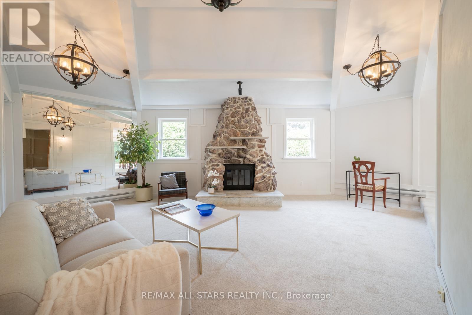 Property at 28 CHRISTMAN COURT image 1