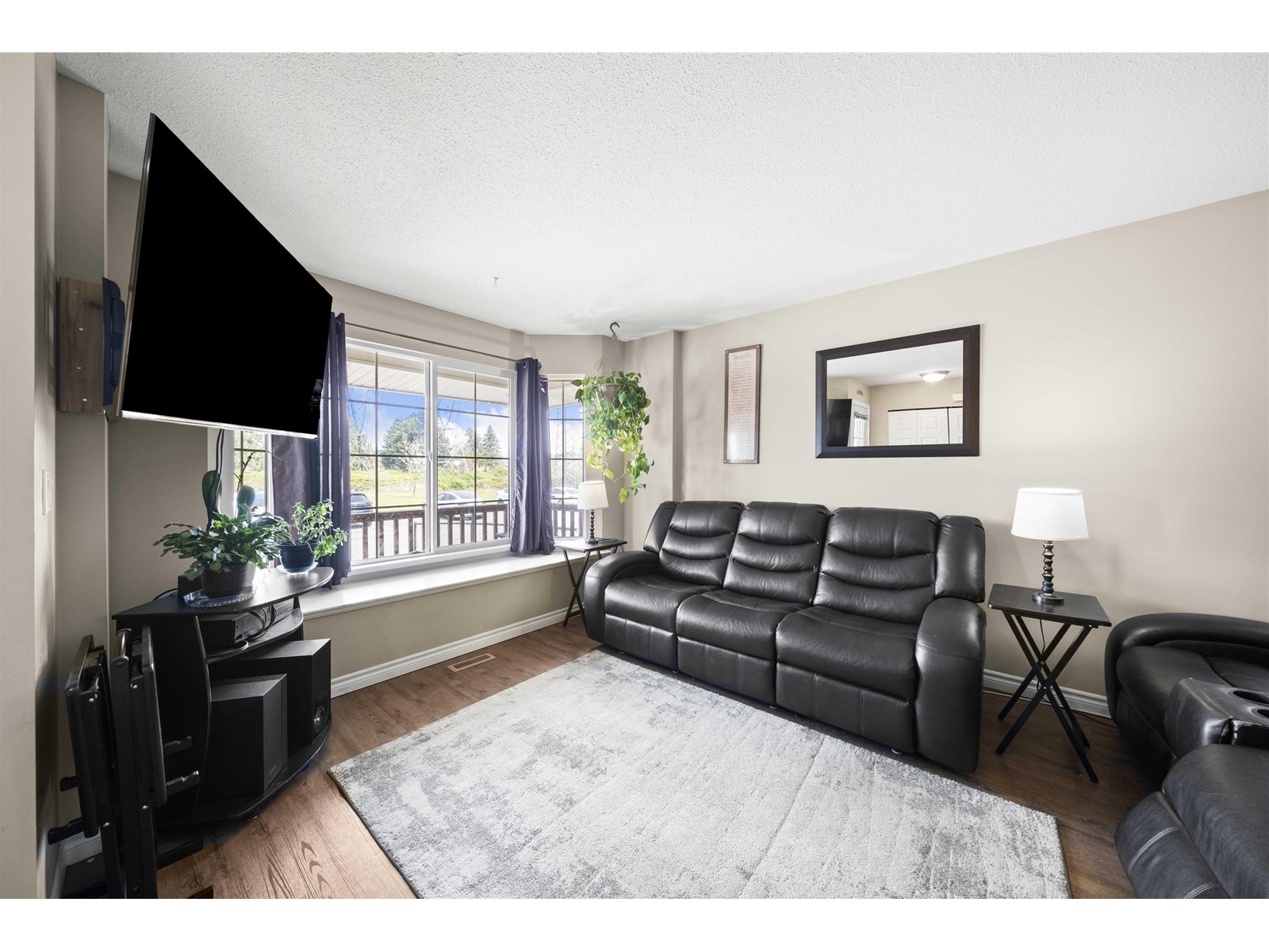 6 45306 Balmoral Avenue, Sardis South, Chilliwack, British Columbia  V2R 2M4 - Photo 3 - R2992591