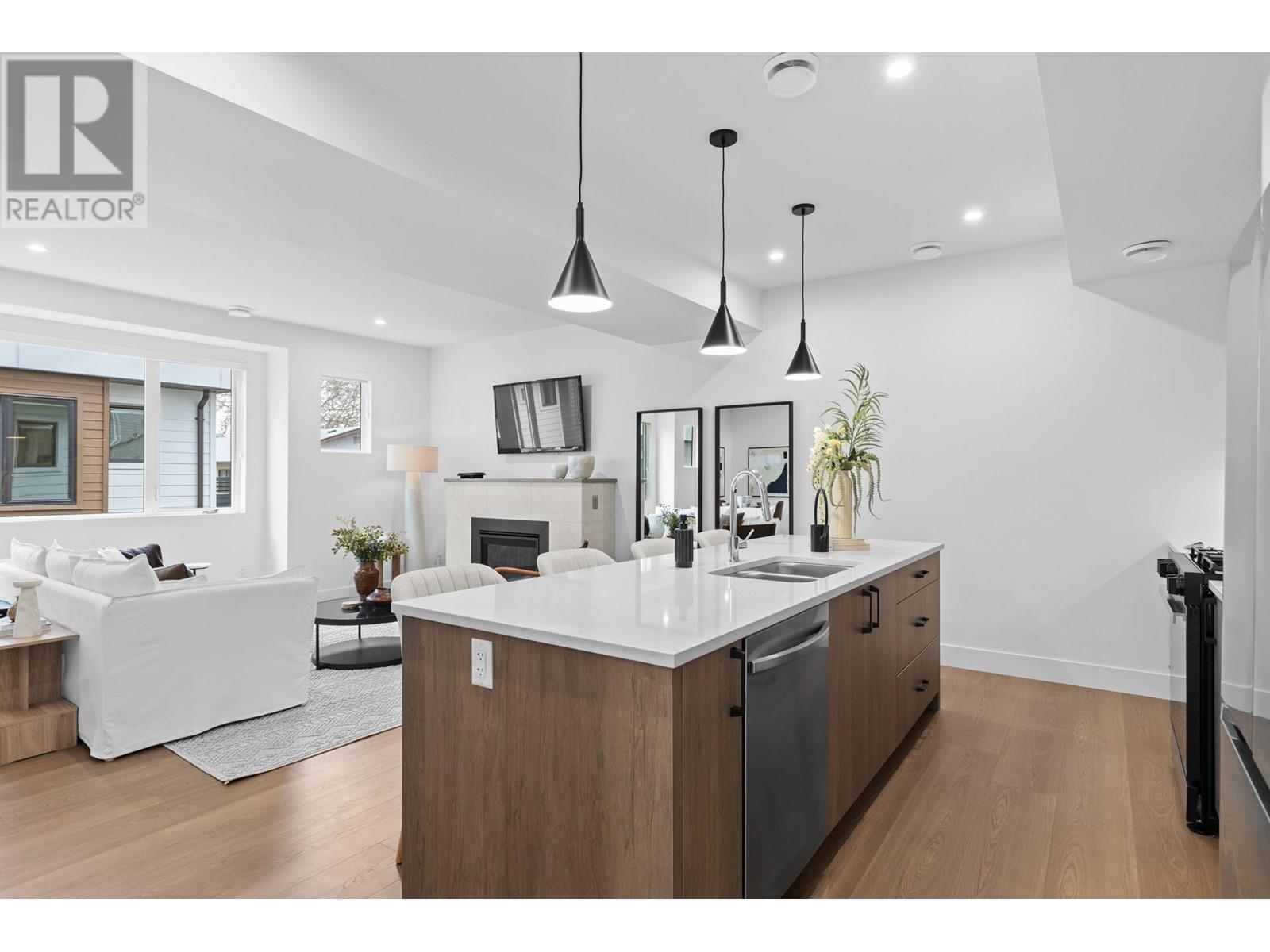 Property at 1463 Inkar Road Unit# 7 image 5
