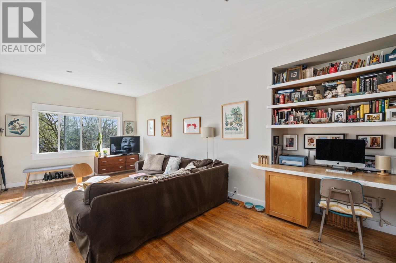 4225 John Street, Vancouver, British Columbia  V5V 3W8 - Photo 4 - R2989740